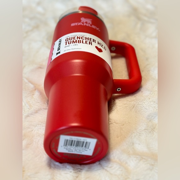 NEW Stanley Valentines Day Heart 40 oz Target Exclusive Red Tumbler - Picture 5 of 11